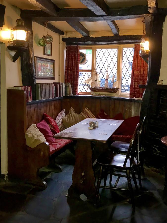 Jolly Sailor Inn Лу Экстерьер фото